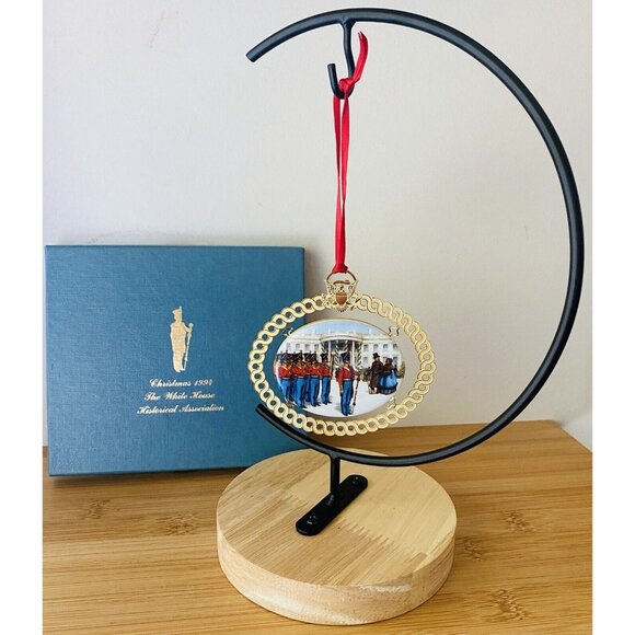Christmas 1994 The White House Historical Assoc Ornament - Picture 3 of 8